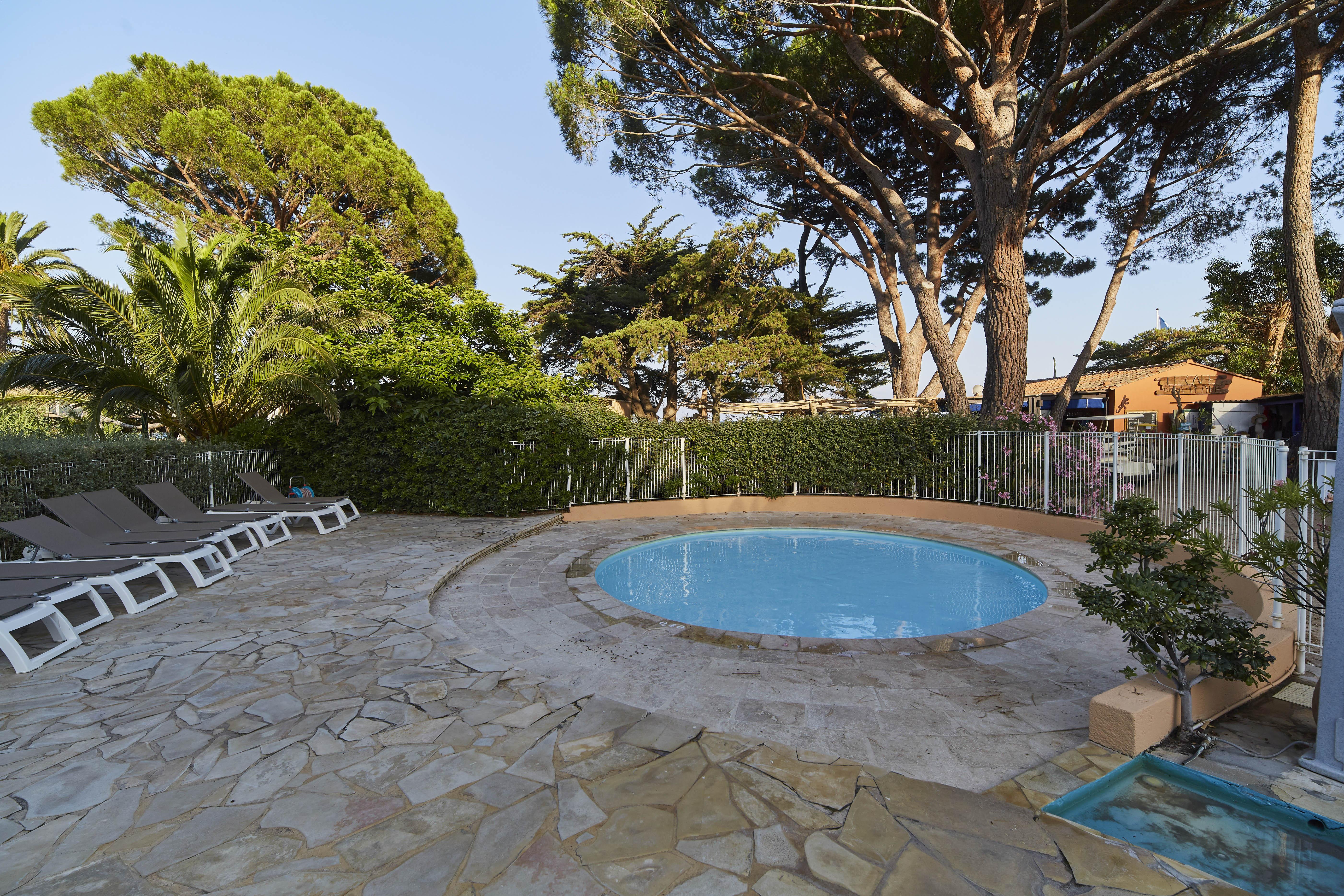 Residence Pierre & Vacances L'Anse De Pramousquier Le Lavandou Kültér fotó