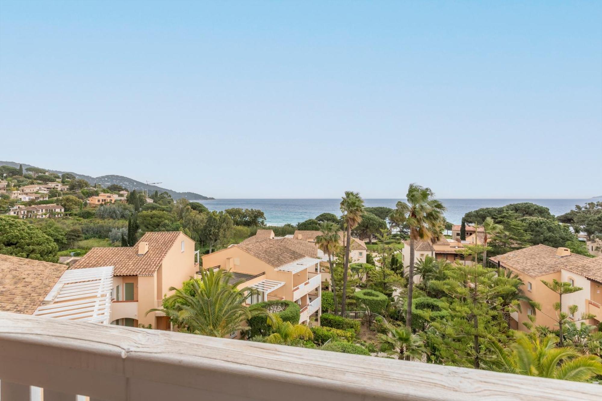 Residence Pierre & Vacances L'Anse De Pramousquier Le Lavandou Kültér fotó